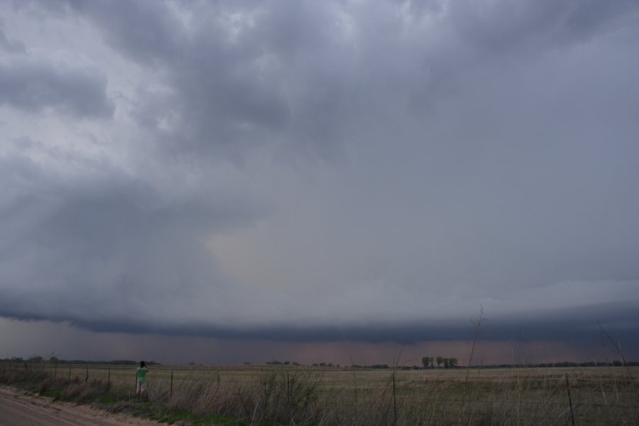 cumulonimbus supercell_thunderstorm : Nickerson, Kansas, USA   24 April 2007