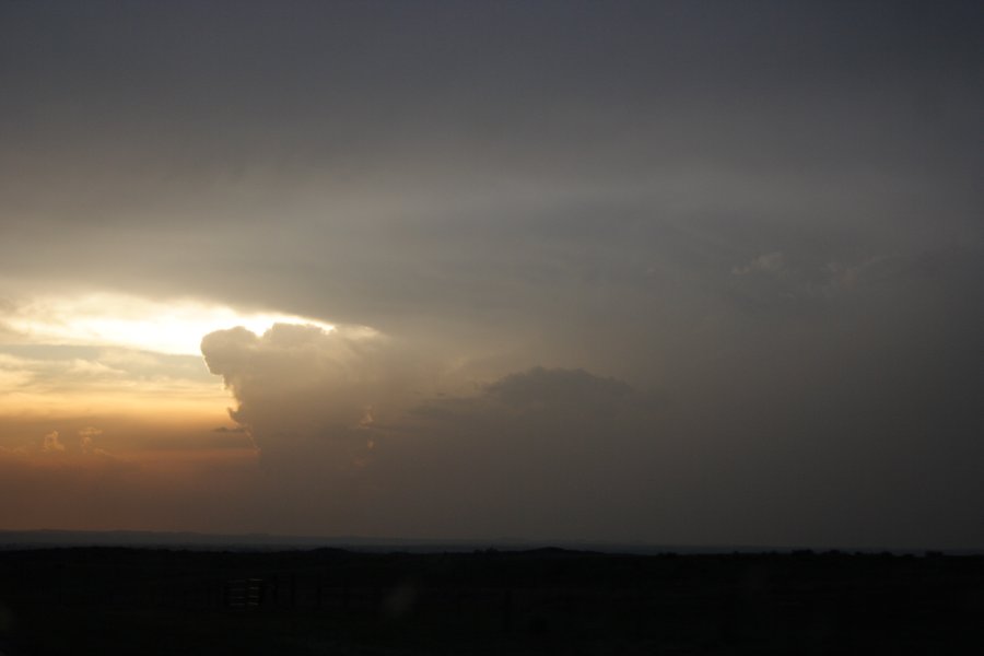 cumulonimbus supercell_thunderstorm : E of Woodward, Oklahoma, USA   4 May 2007