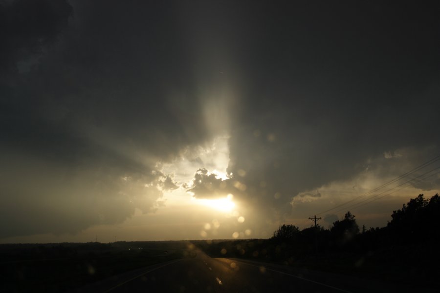 halosundog halo_sundog_crepuscular_rays : E of Woodward, Oklahoma, USA   4 May 2007