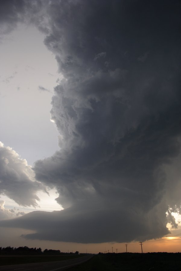 updraft thunderstorm_updrafts : E of Woodward, Oklahoma, USA   4 May 2007