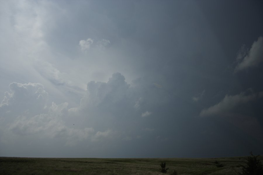 updraft thunderstorm_updrafts : NW of Medicine Lodge, Kansas, USA   5 May 2007