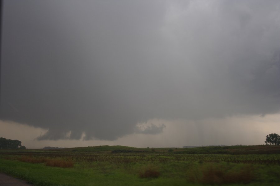 cumulonimbus supercell_thunderstorm : N of Pratt, Kansas, USA   5 May 2007