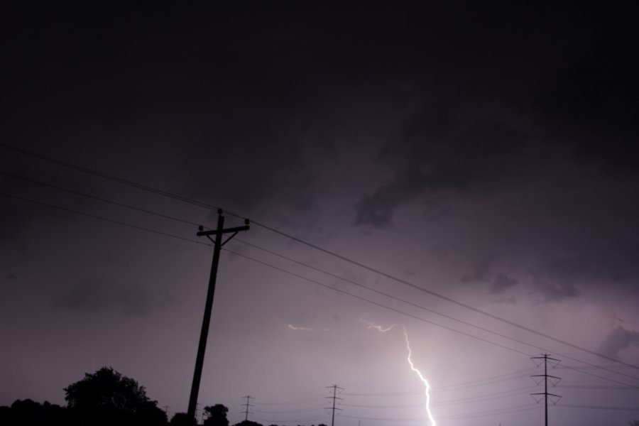 lightning lightning_bolts : E of Colbert, Oklahoma, USA   7 May 2007