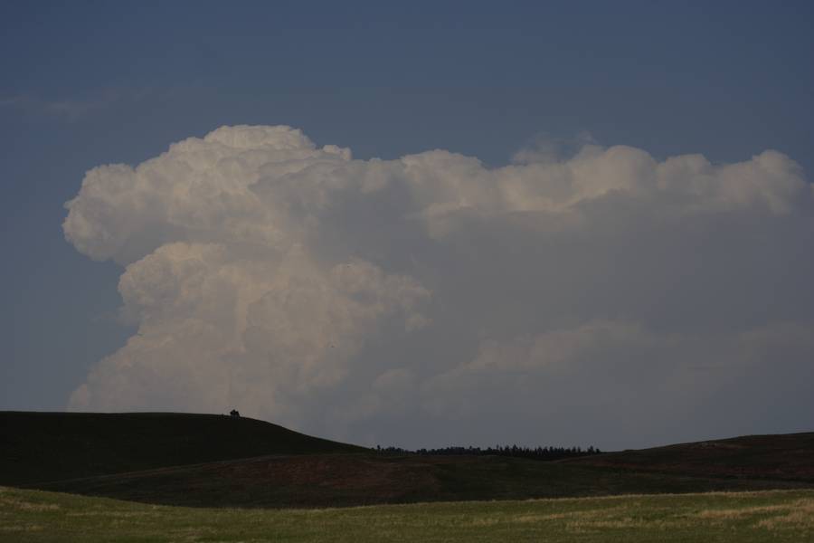 thunderstorm cumulonimbus_incus : Sundance, Wyoming, USA   18 May 2007