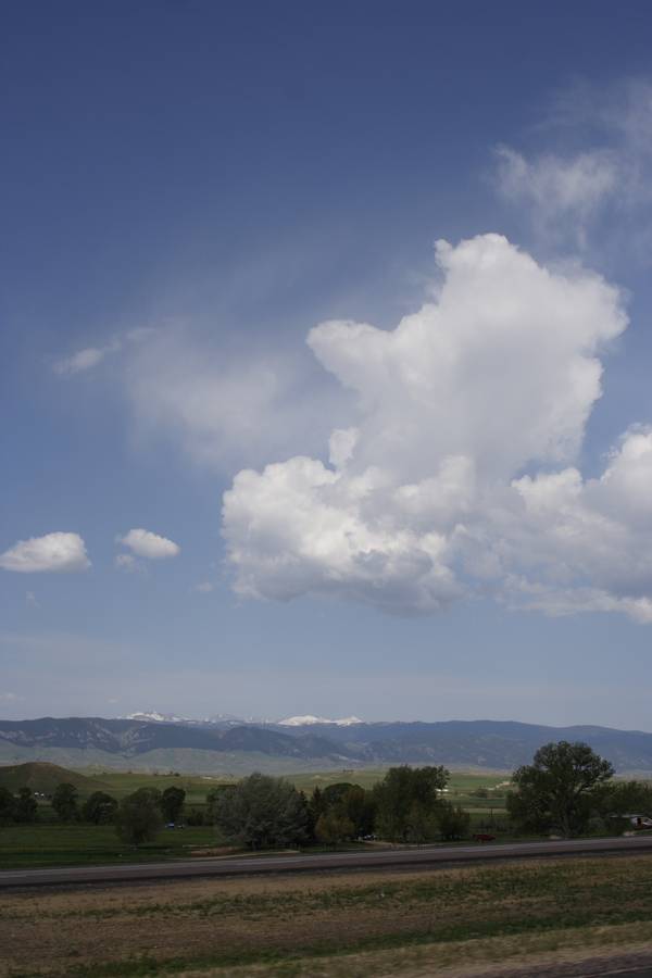 cumulus congestus : N of Buffalo, Wyoming, USA   19 May 2007