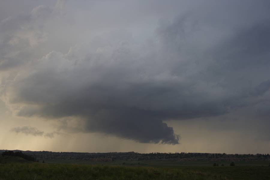 wallcloud thunderstorm_wall_cloud : S of Roundup, Montana, USA   19 May 2007