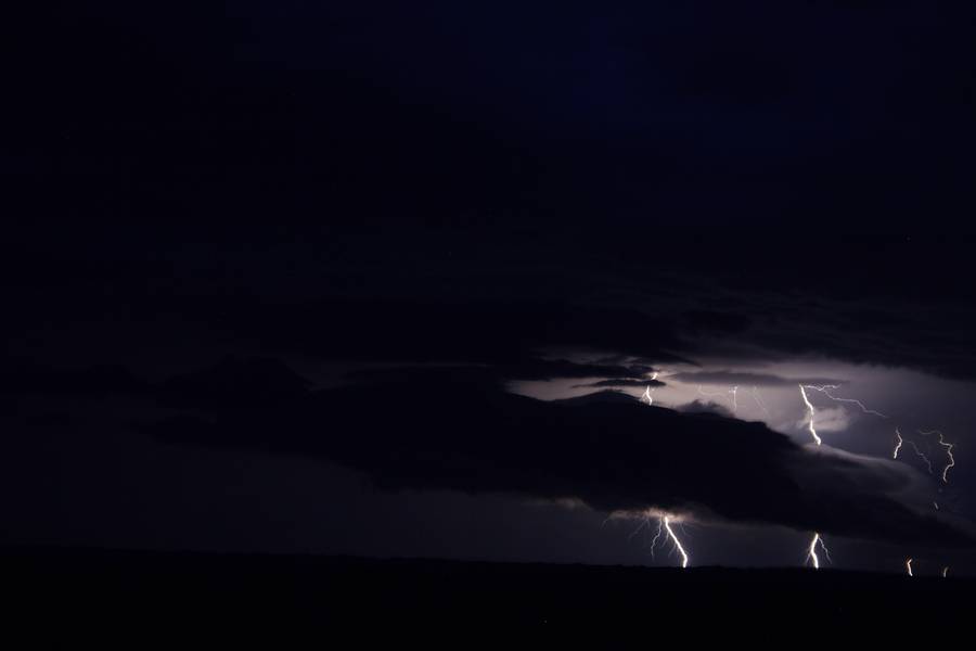 lightning lightning_bolts : near Forsyth, Montana, USA   19 May 2007