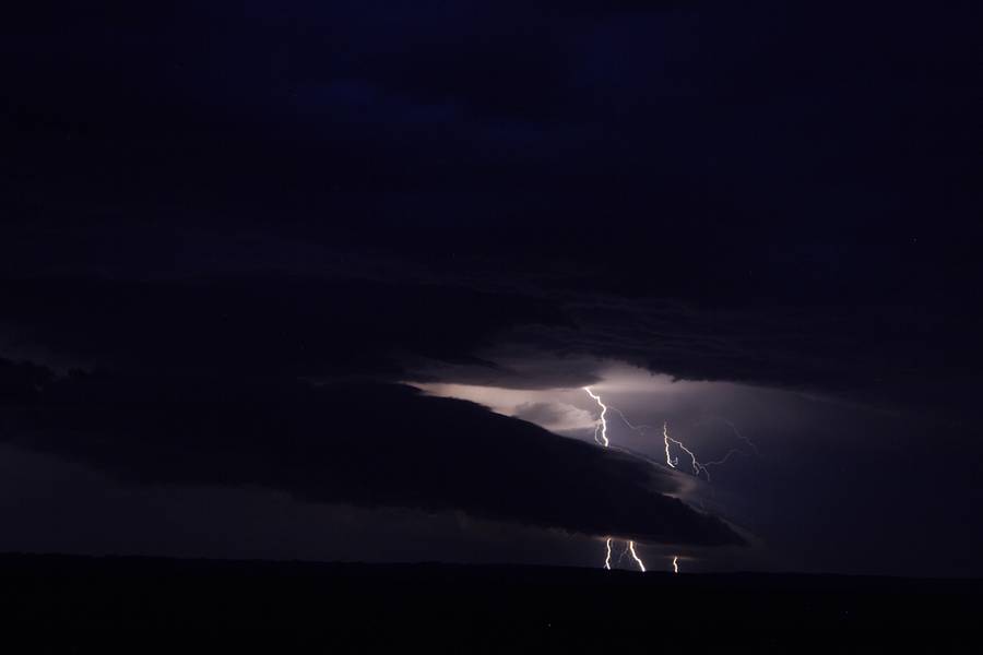 lightning lightning_bolts : near Forsyth, Montana, USA   19 May 2007