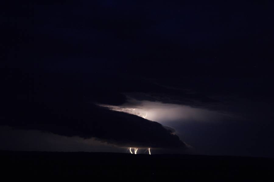 lightning lightning_bolts : near Forsyth, Montana, USA   19 May 2007