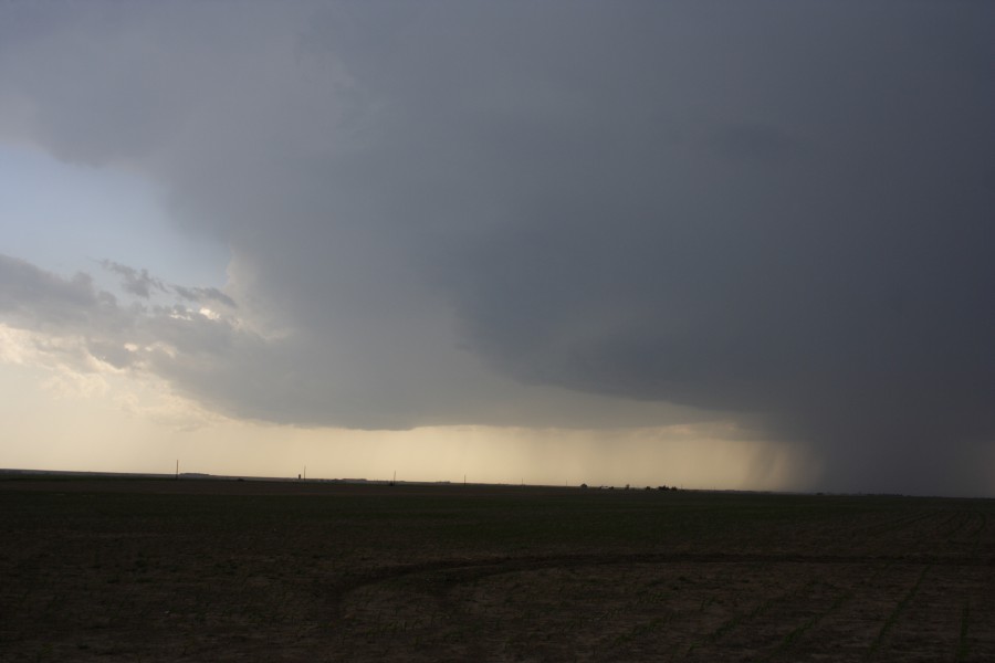 raincascade precipitation_cascade : W of WaKeeney, Kansas, USA   22 May 2007