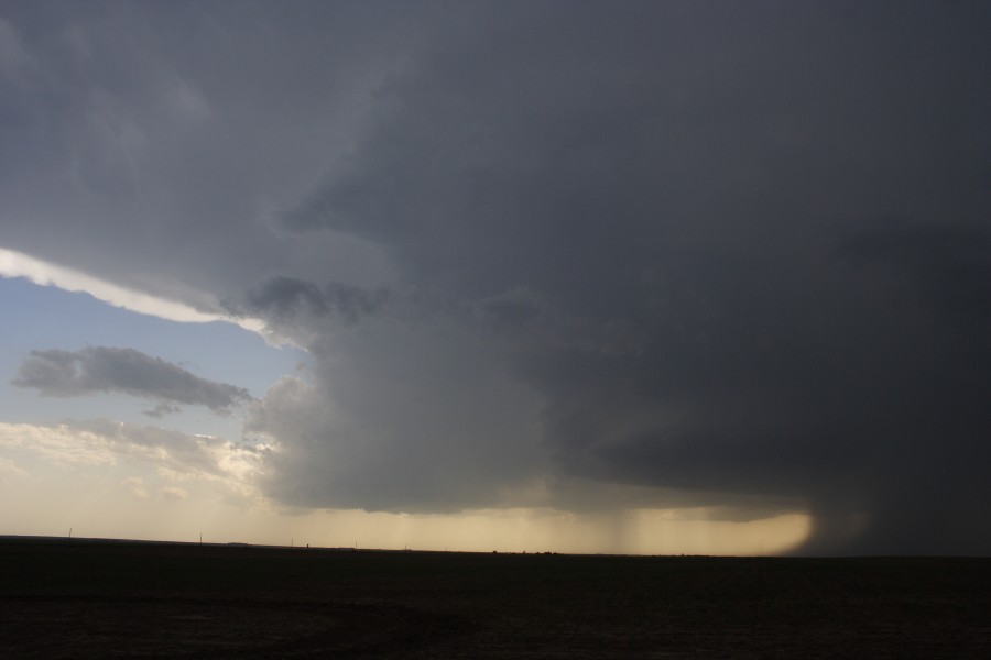 cumulonimbus thunderstorm_base : W of WaKeeney, Kansas, USA   22 May 2007