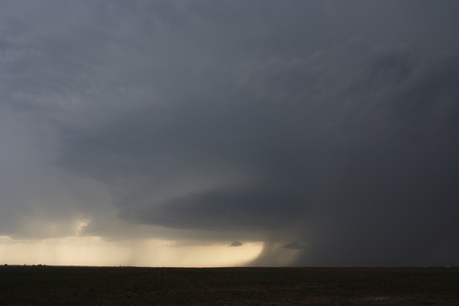 raincascade precipitation_cascade : W of WaKeeney, Kansas, USA   22 May 2007