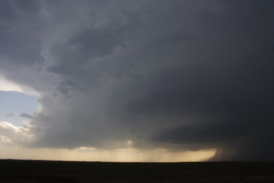 cumulonimbus thunderstorm_base : W of WaKeeney, Kansas, USA   22 May 2007