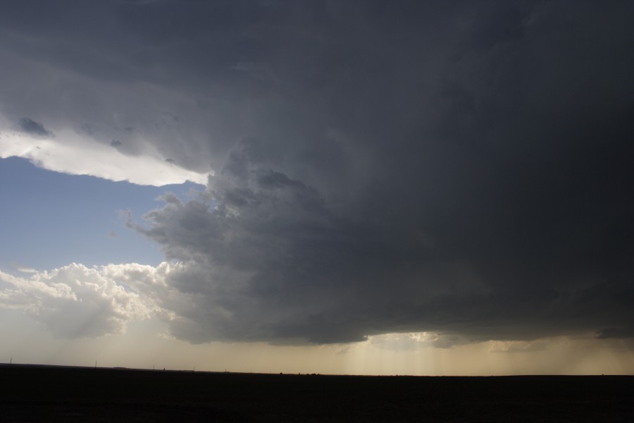 updraft thunderstorm_updrafts : W of WaKeeney, Kansas, USA   22 May 2007