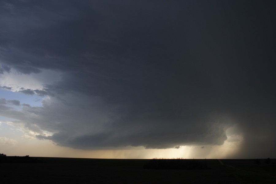 raincascade precipitation_cascade : E of St Peters, Kansas, USA   22 May 2007