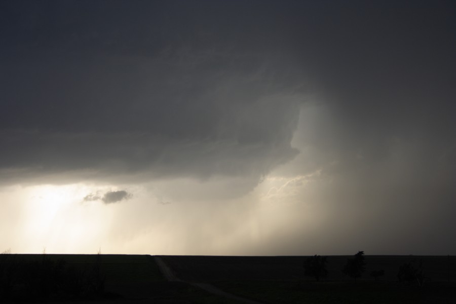 cumulonimbus thunderstorm_base : E of St Peters, Kansas, USA   22 May 2007