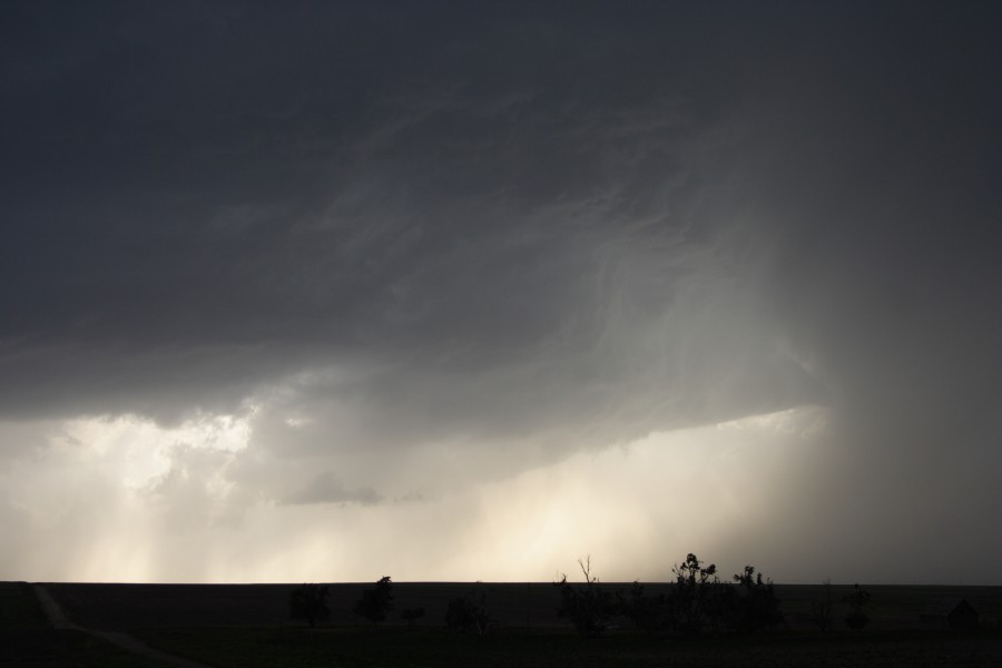 cumulonimbus supercell_thunderstorm : E of St Peters, Kansas, USA   22 May 2007