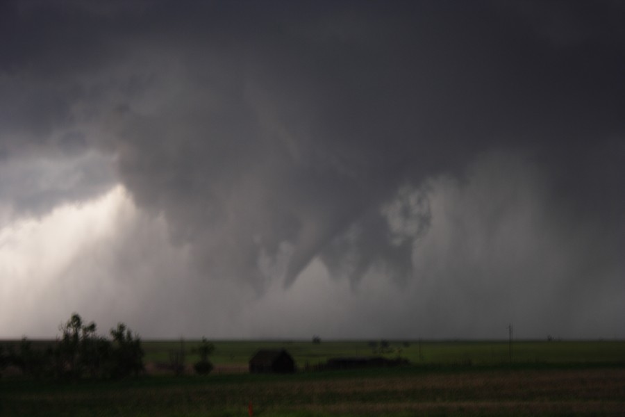 wallcloud thunderstorm_wall_cloud : E of St Peters, Kansas, USA   22 May 2007