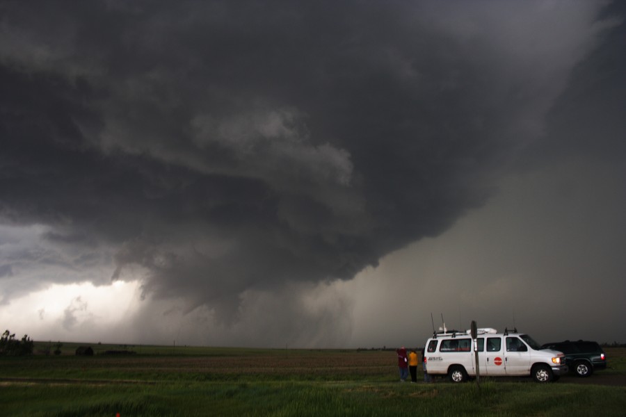 cumulonimbus supercell_thunderstorm : E of St Peters, Kansas, USA   22 May 2007