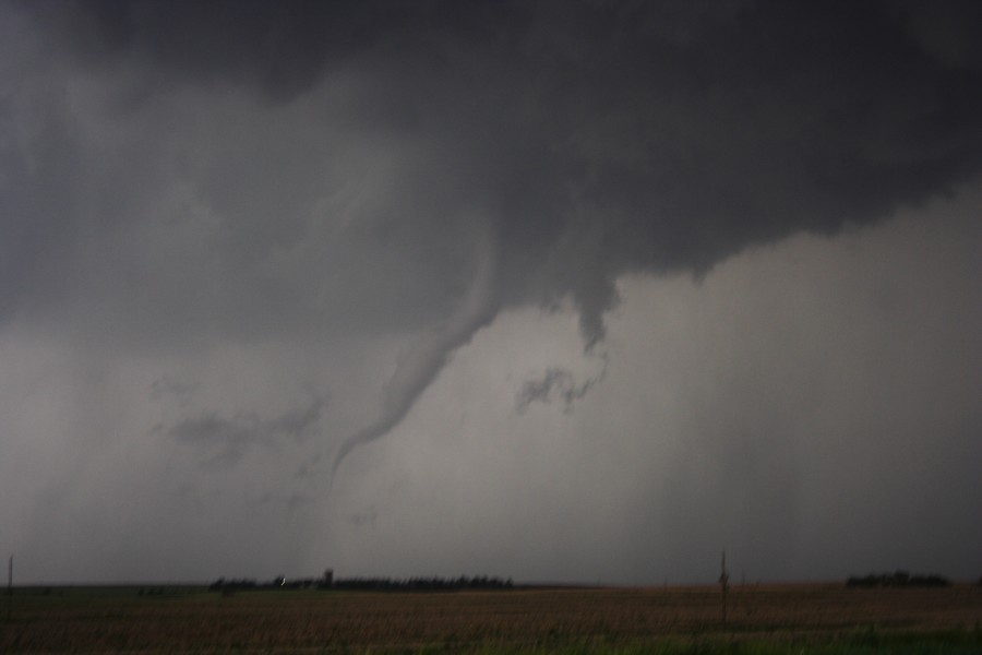 wallcloud thunderstorm_wall_cloud : E of St Peters, Kansas, USA   22 May 2007