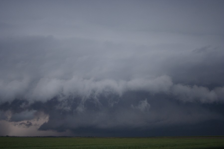 shelfcloud shelf_cloud : N of Ogallah, Kansas, USA   22 May 2007