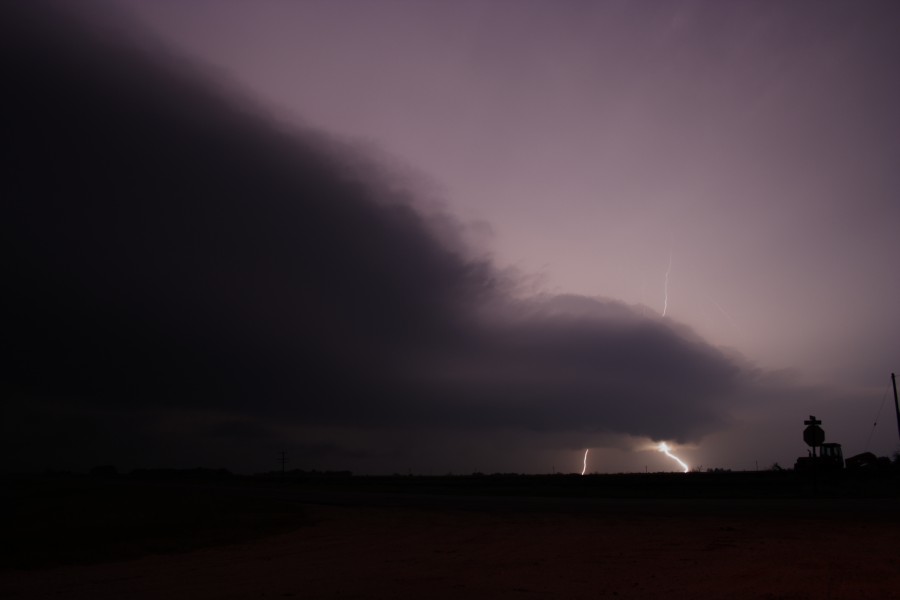 shelfcloud shelf_cloud : W of Russell, Kansas, USA   22 May 2007