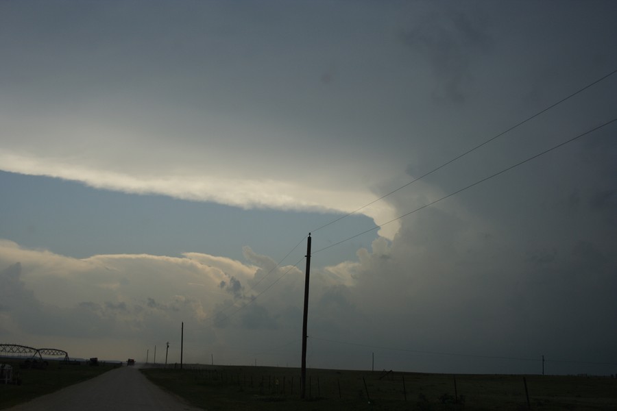 anvil thunderstorm_anvils : SE of Perryton, Texas, USA   23 May 2007