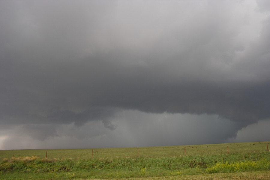 cumulonimbus thunderstorm_base : SE of Perryton, Texas, USA   23 May 2007