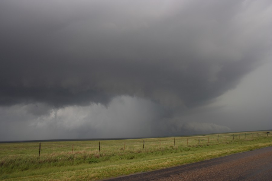 raincascade precipitation_cascade : SE of Perryton, Texas, USA   23 May 2007