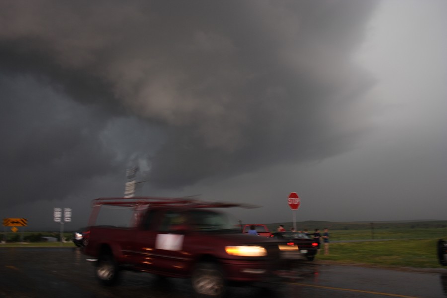 cumulonimbus supercell_thunderstorm : SE of Perryton, Texas, USA   23 May 2007