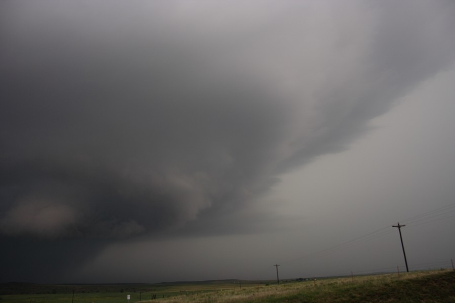 cumulonimbus supercell_thunderstorm : SE of Perryton, Texas, USA   23 May 2007