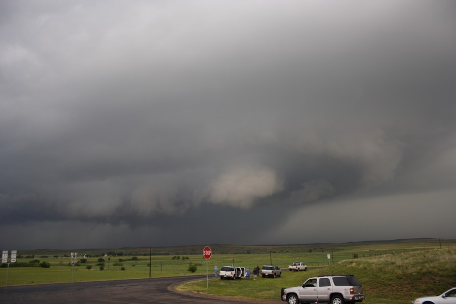 cumulonimbus supercell_thunderstorm : SE of Perryton, Texas, USA   23 May 2007