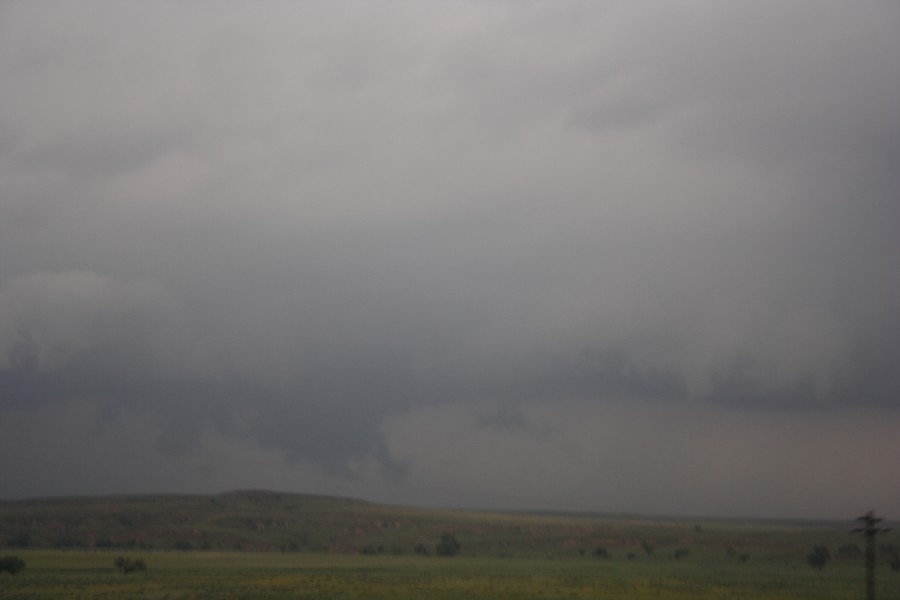 cumulonimbus supercell_thunderstorm : SE of Perryton, Texas, USA   23 May 2007