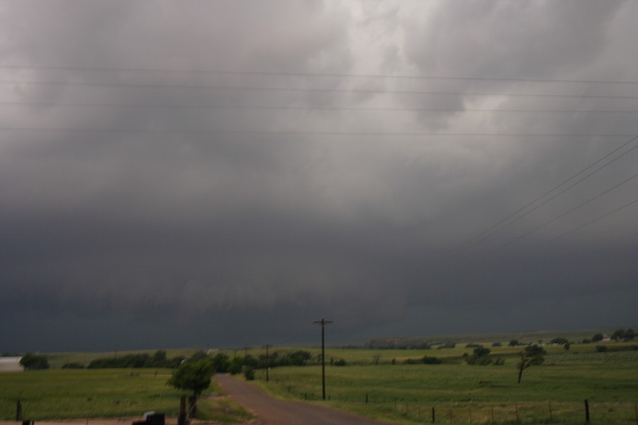 cumulonimbus thunderstorm_base : SE of Perryton, Texas, USA   23 May 2007