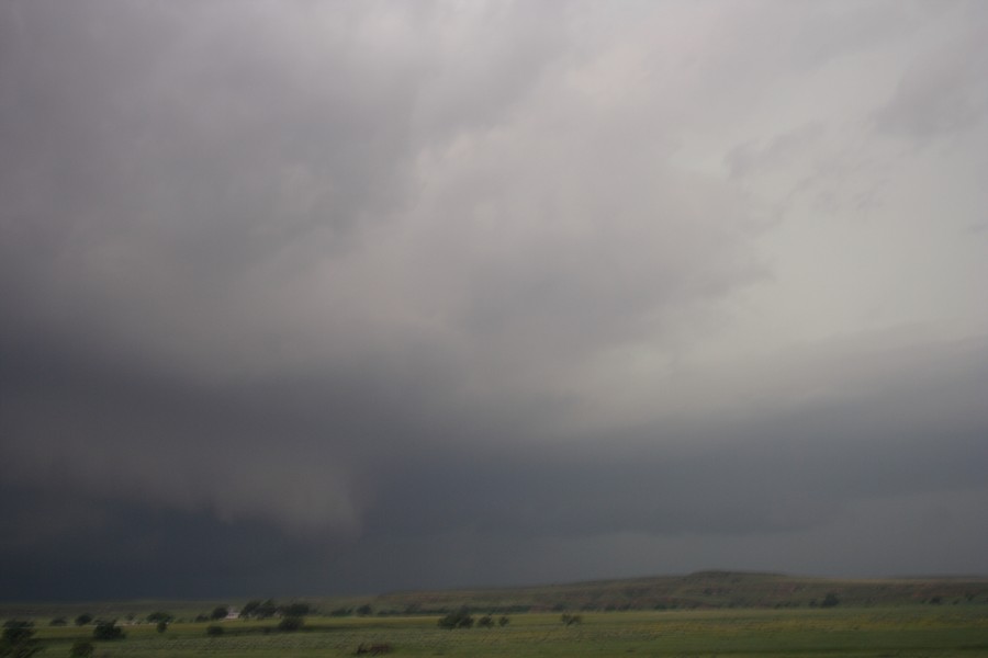 cumulonimbus supercell_thunderstorm : SE of Perryton, Texas, USA   23 May 2007