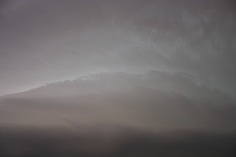 updraft thunderstorm_updrafts : S of Darrouzett, Texas, USA   23 May 2007