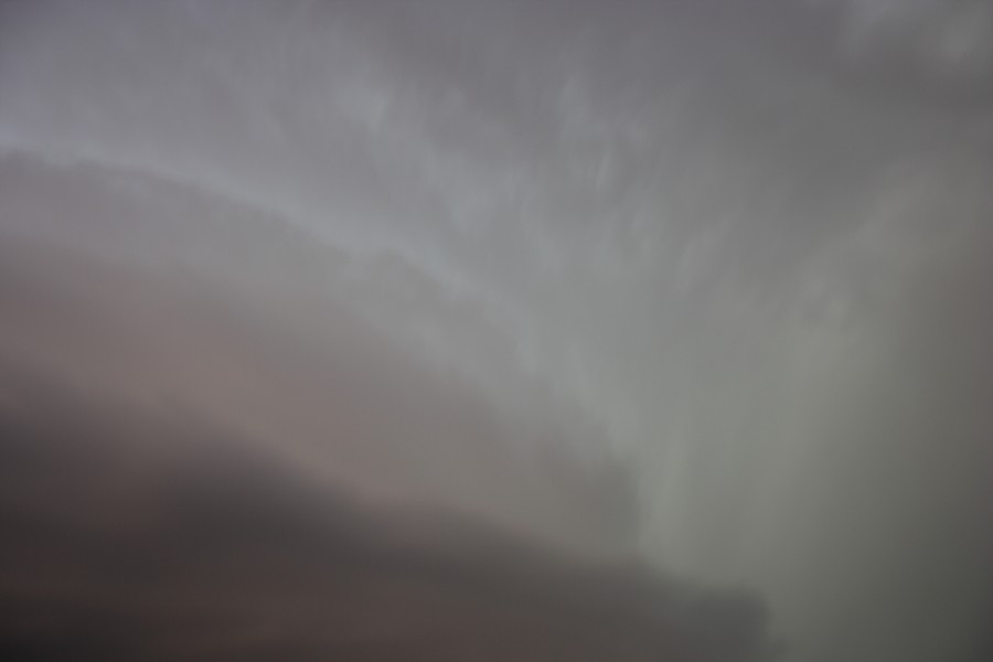 updraft thunderstorm_updrafts : S of Darrouzett, Texas, USA   23 May 2007