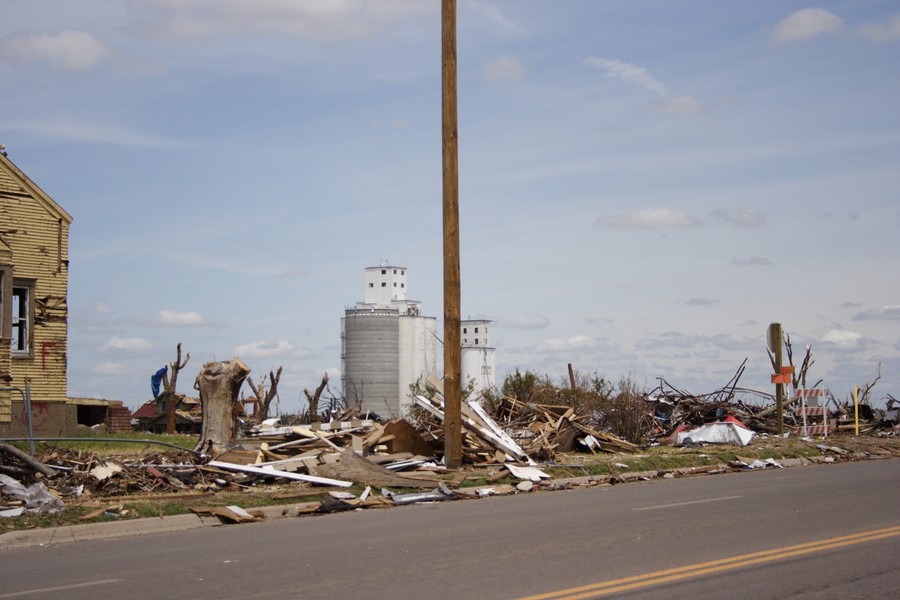 disasters storm_damage : Greensburg, Kansas, USA   25 May 2007