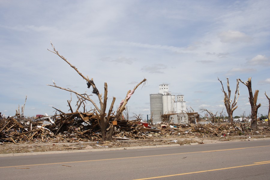 disasters storm_damage : Greensburg, Kansas, USA   25 May 2007