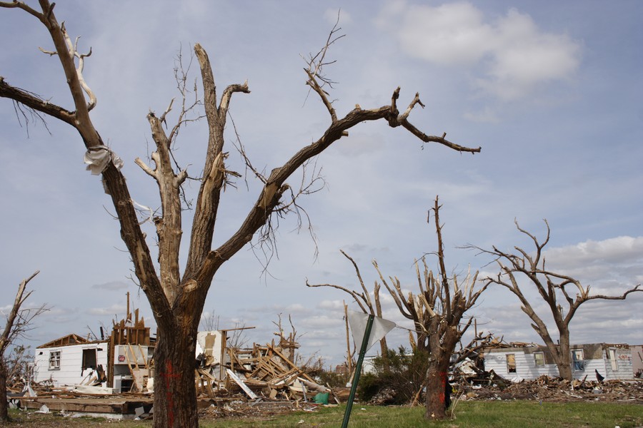 disasters storm_damage : Greensburg, Kansas, USA   25 May 2007