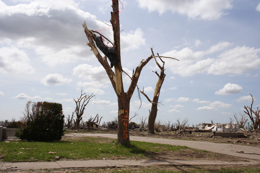 disasters storm_damage : Greensburg, Kansas, USA   25 May 2007