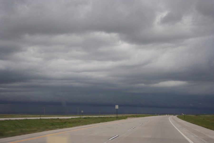 shelfcloud shelf_cloud : E of Limon, Colorado, USA   29 May 2007