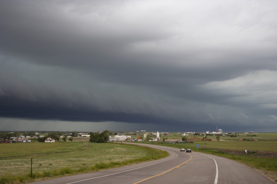 shelfcloud shelf_cloud : E of Limon, Colorado, USA   29 May 2007