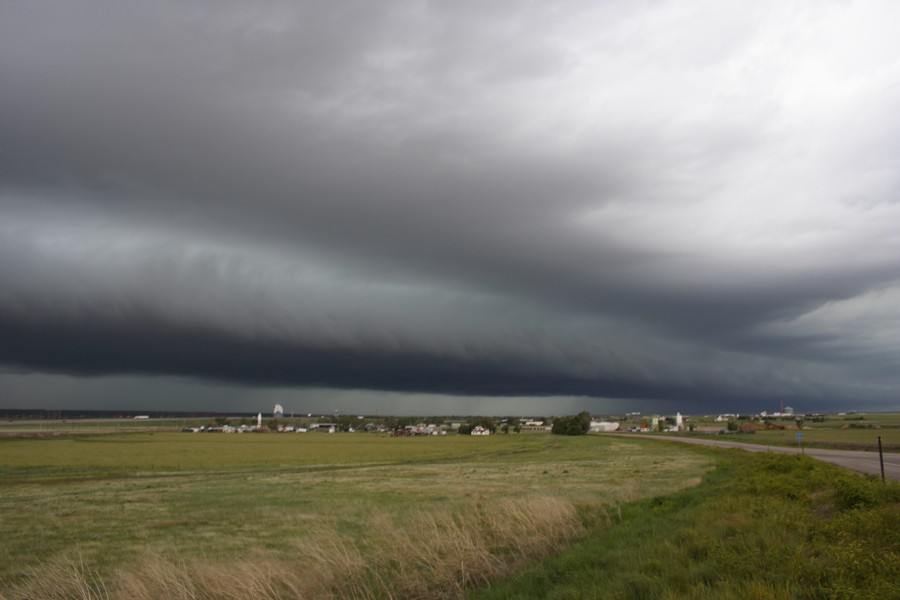 shelfcloud shelf_cloud : E of Limon, Colorado, USA   29 May 2007