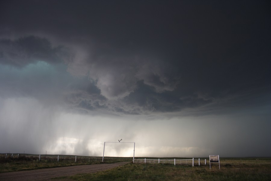 raincascade precipitation_cascade : ESE of Campo, Colorado, USA   31 May 2007