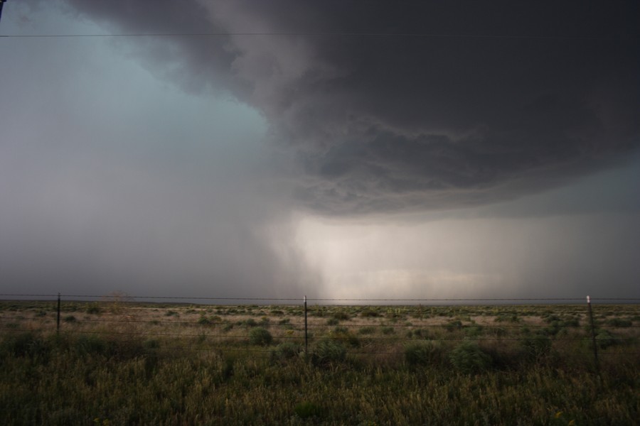 cumulonimbus supercell_thunderstorm : ESE of Campo, Colorado, USA   31 May 2007