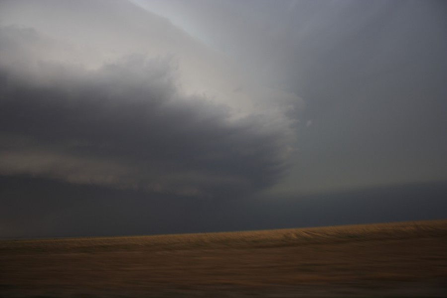 cumulonimbus supercell_thunderstorm : E of Keyes, Oklahoma, USA   31 May 2007