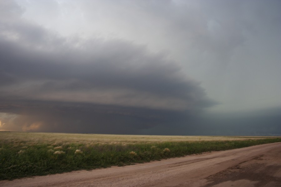 cumulonimbus thunderstorm_base : E of Keyes, Oklahoma, USA   31 May 2007