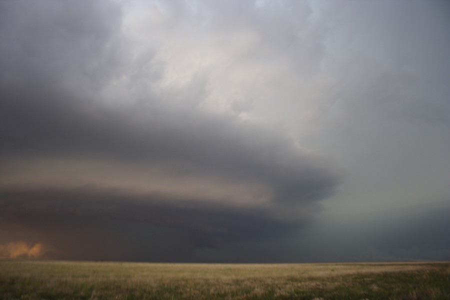 cumulonimbus thunderstorm_base : E of Keyes, Oklahoma, USA   31 May 2007