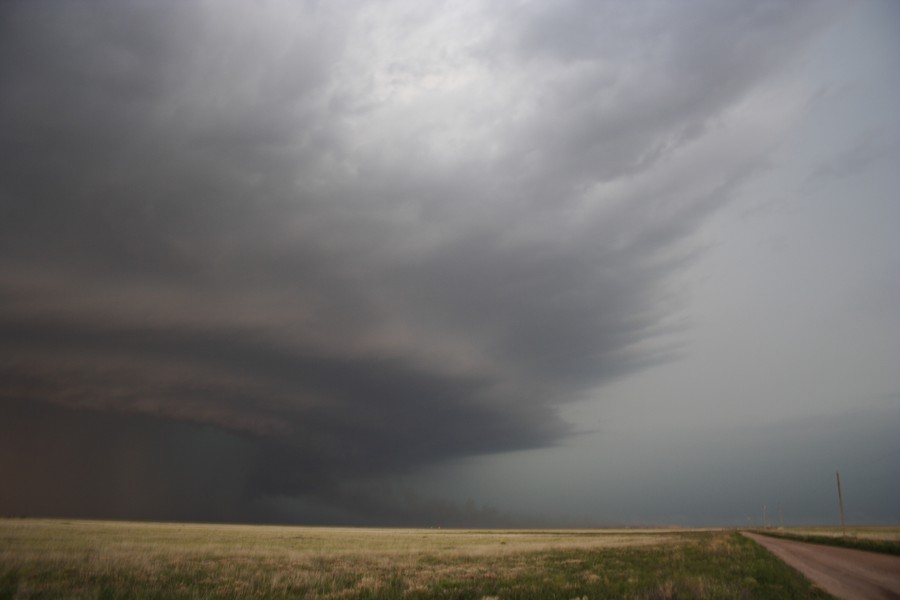 cumulonimbus thunderstorm_base : E of Keyes, Oklahoma, USA   31 May 2007